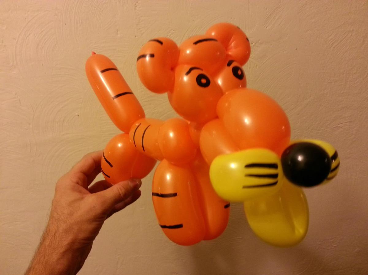 Tiger balloon animal