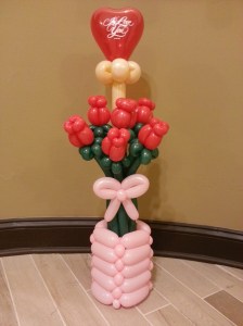 balloon half dozen rose bouquet