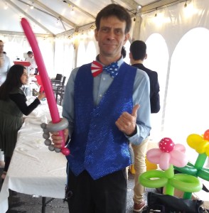 Magic Mike of MT Balloon Creations